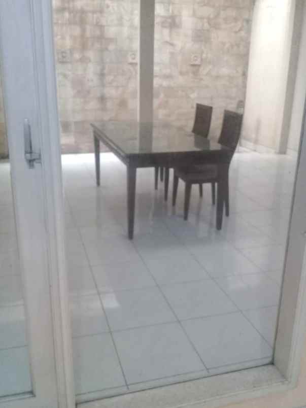 rumah 2 lantai 9x20 180m type 3kt taman modern cakung