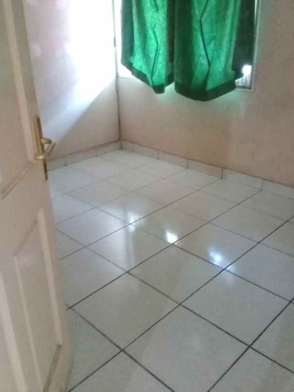 rumah 2 lantai 9x20 180m type 3kt taman modern cakung