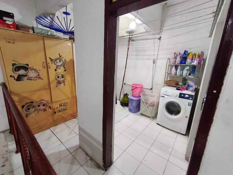 rumah 2 lantai pharmindo sayap cijerah melong bandung