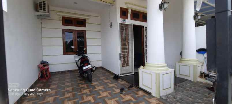 rumah 2 lantai siap huni di mustika jaya bekasi timur