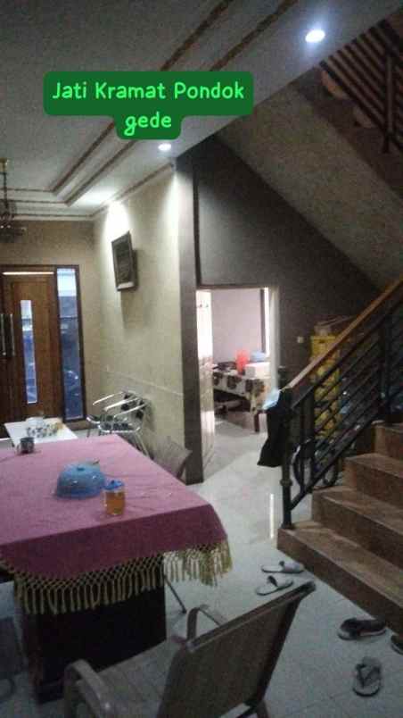 rumah 3 lantai lokasi strategis pondok gede bekasi