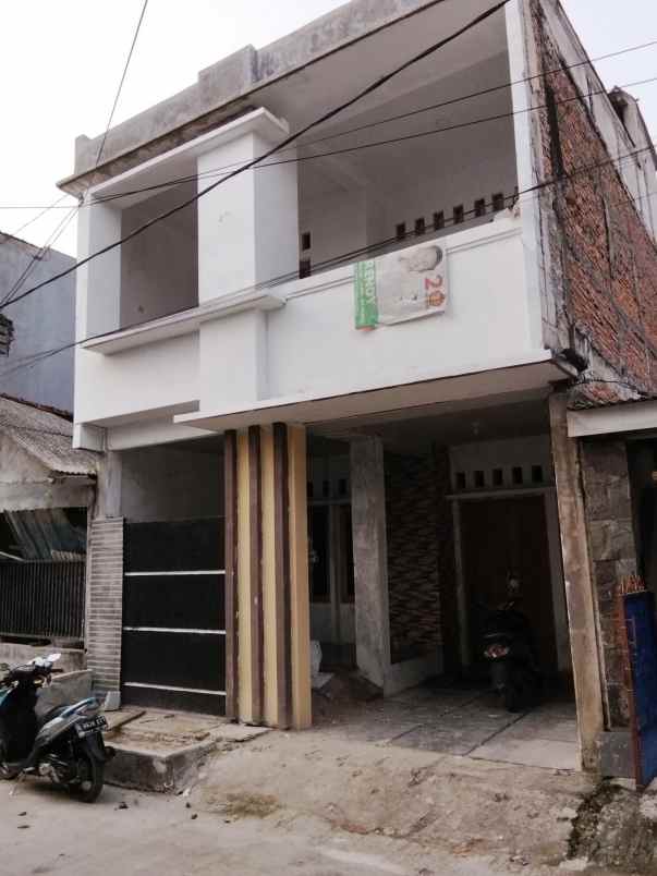 rumah 3lantai di sentosa city