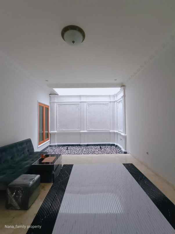 rumah 5 kamar full furnished di rempoa langsung huni