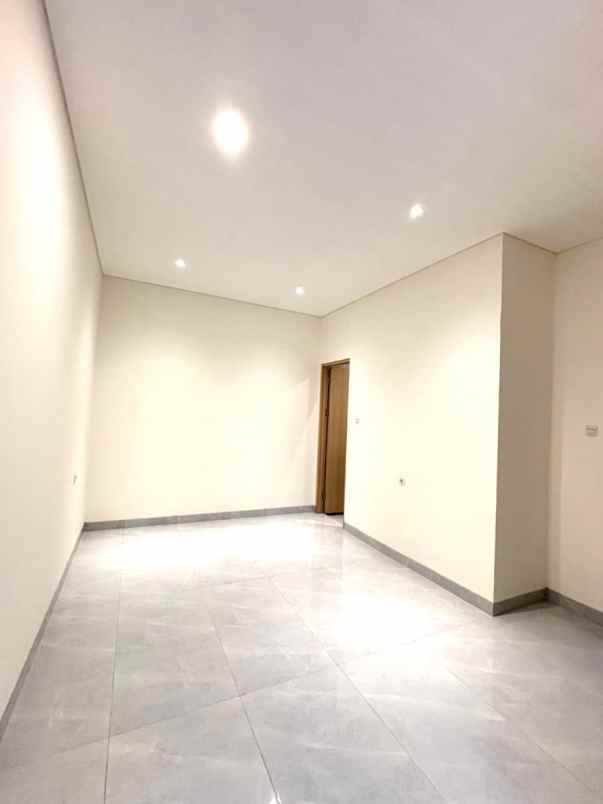 rumah 8x20 160m type 4kt kelapa gading jakarta utara