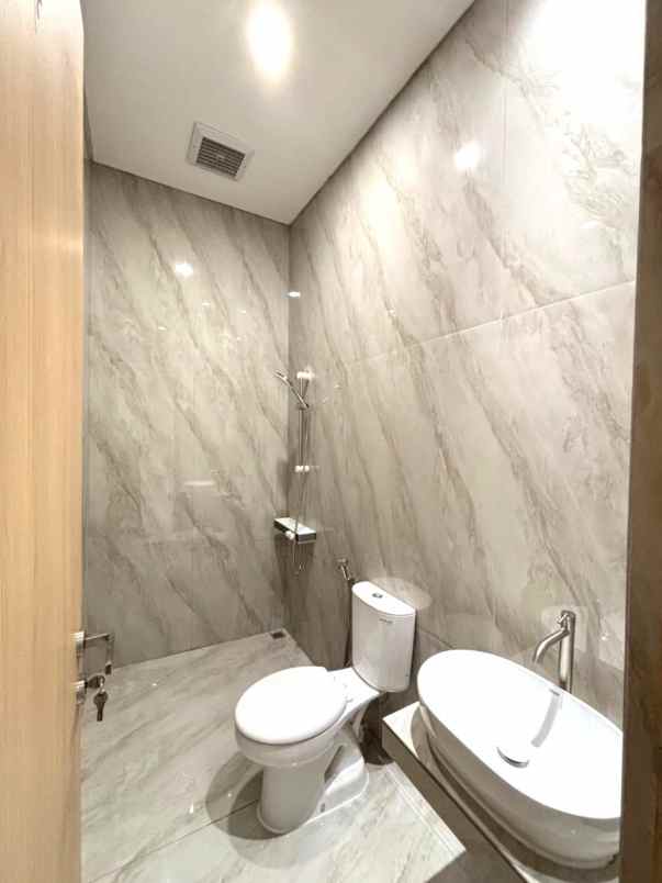 rumah 8x20 160m type 4kt kelapa gading jakarta utara