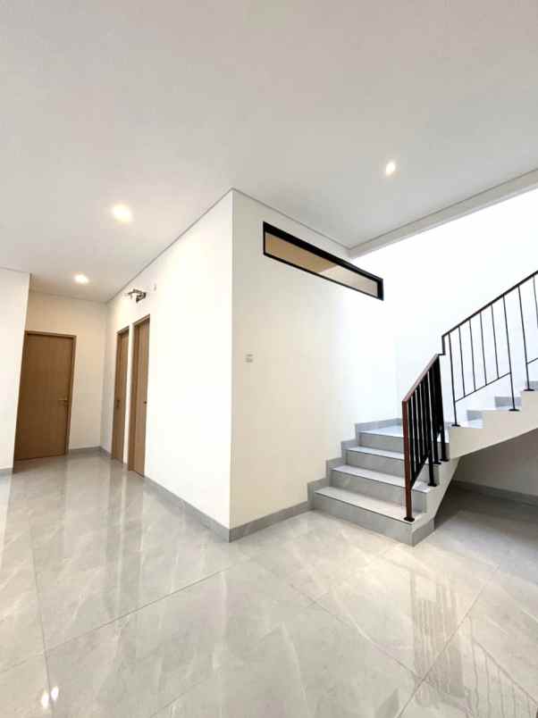 rumah 8x20 160m type 4kt kelapa gading jakarta utara