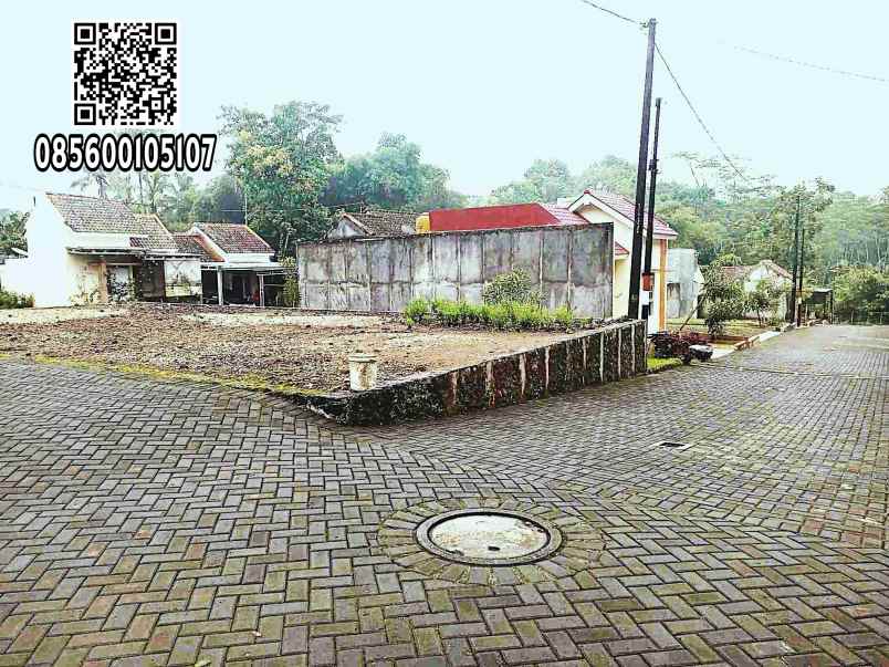 rumah ayem salatiga simple menawan