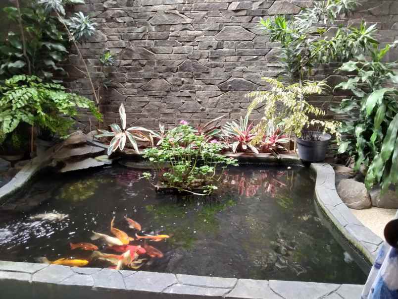 rumah bagus jl rajamantri turangga bandung