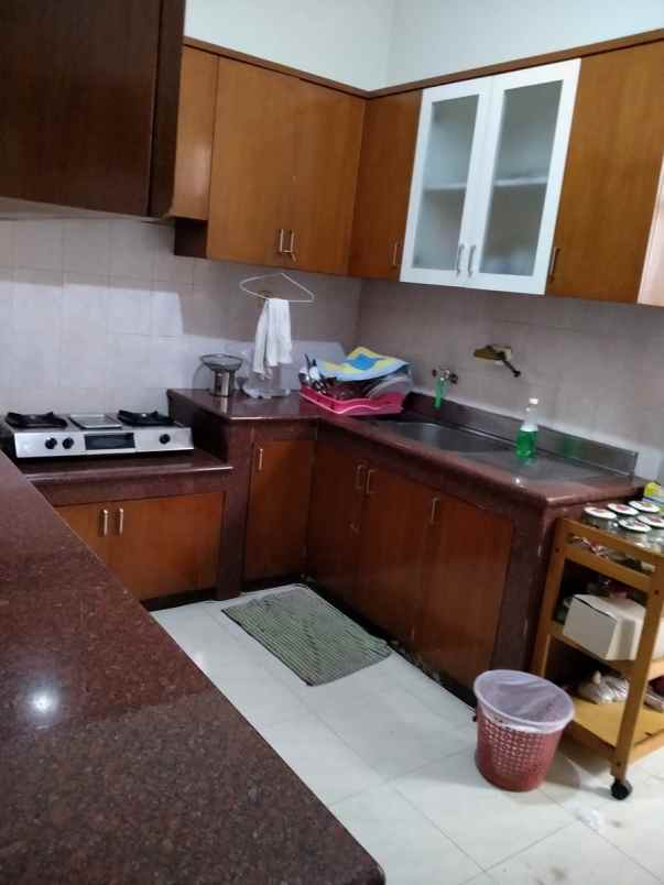 rumah bagus jl rajamantri turangga bandung