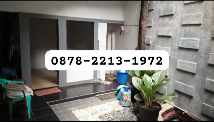 rumah bagus terawat dekat ke sport jabar arcamanik