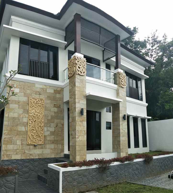 rumah bangunjiwo yogyakarta