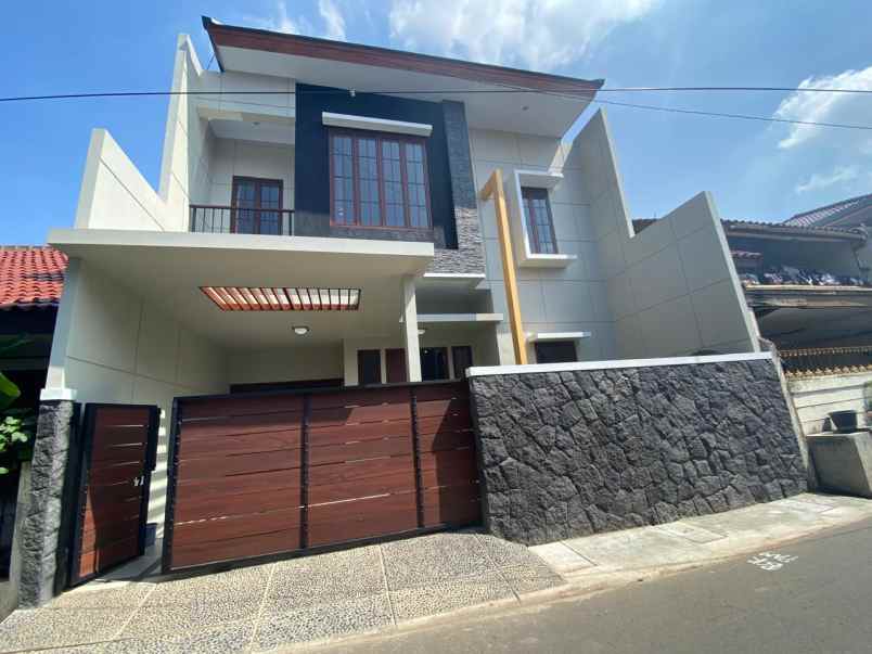 rumah baru di rawamangun jakarta timur