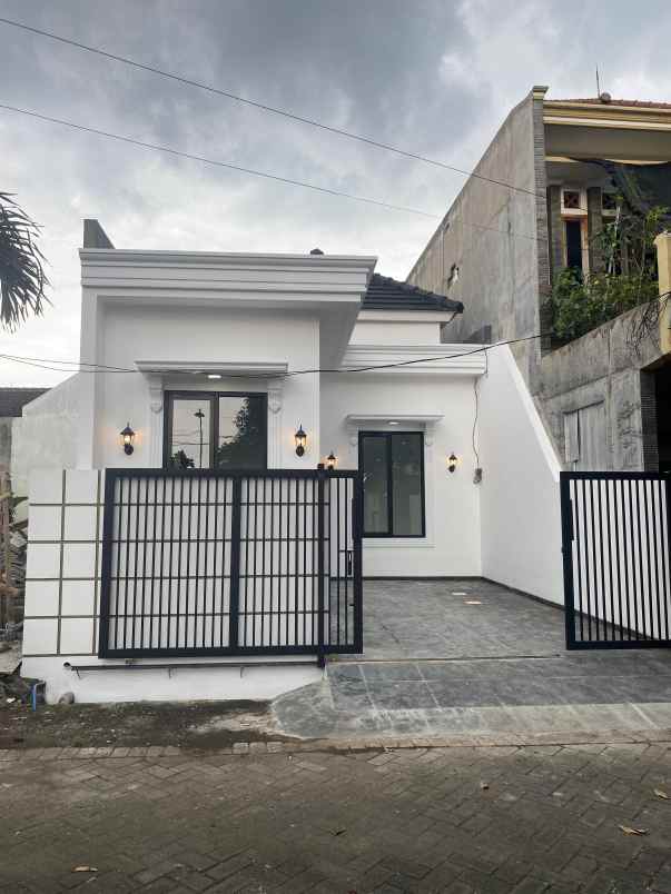 rumah baru modern minimalis lokasi sawojajar 2
