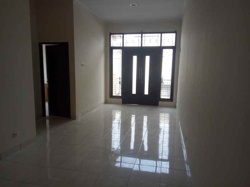 rumah belakang mall kelapa gading