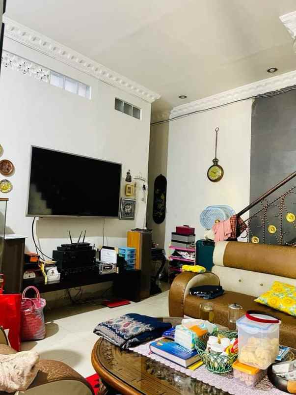 rumah cisaranten wetan