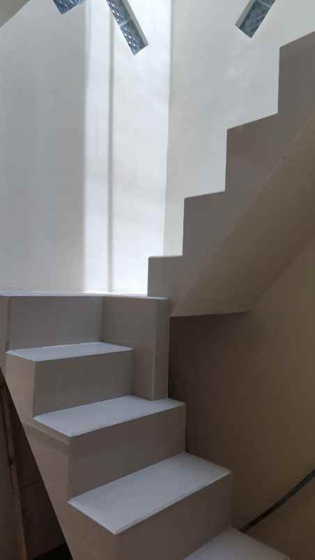 rumah daerah lebak ploso kenjeran lebar jalan 7m