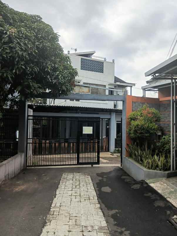 rumah dalam cluster one gate system cilame