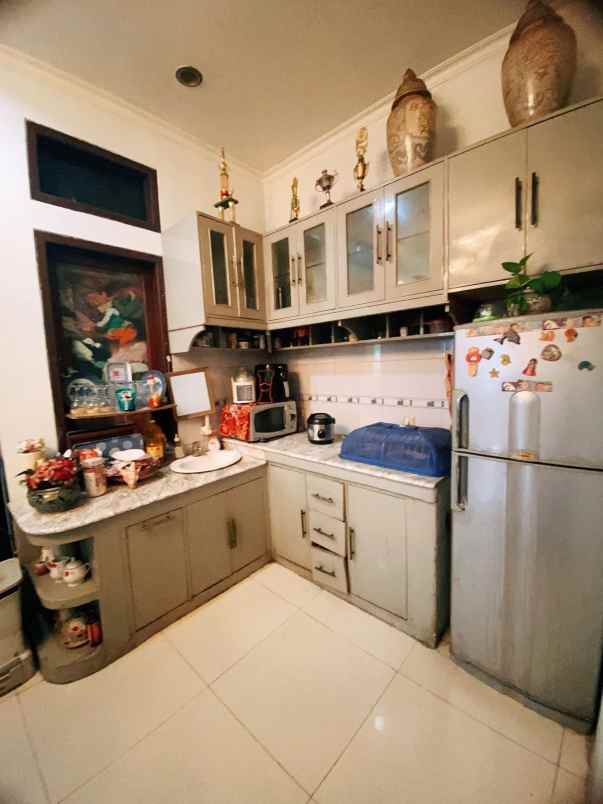 rumah dalam komplek kav marinir pondok kelapa