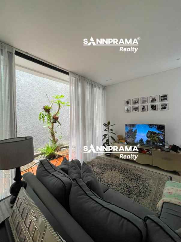rumah dg 2 lantai siap huni di tj barat