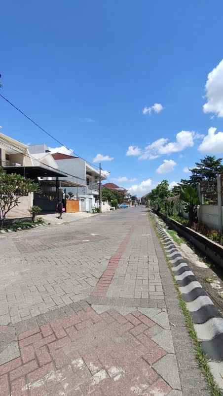 rumah dharmahusada mas strategis blok depan