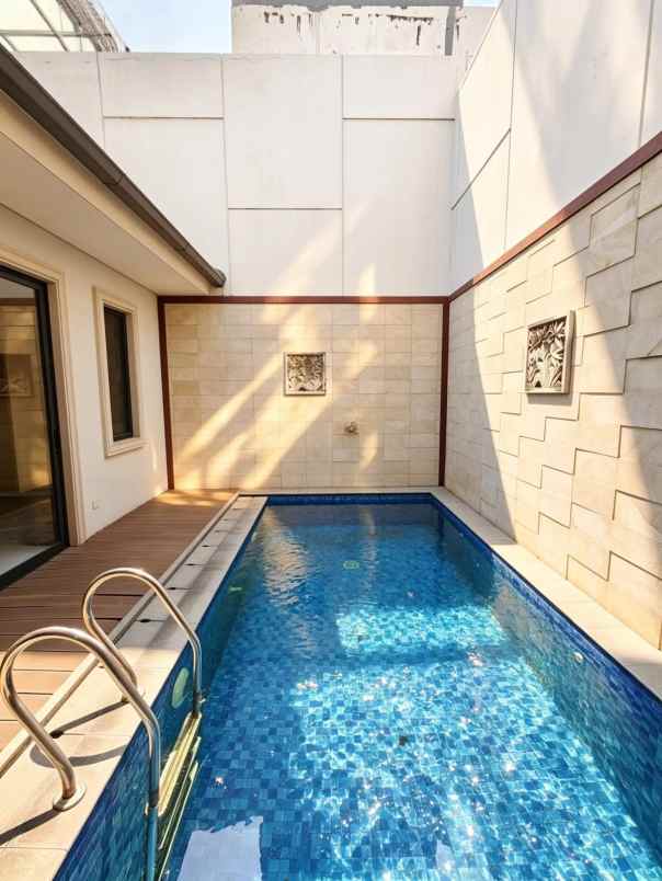 rumah di cluster elite jedaite de park bsd city