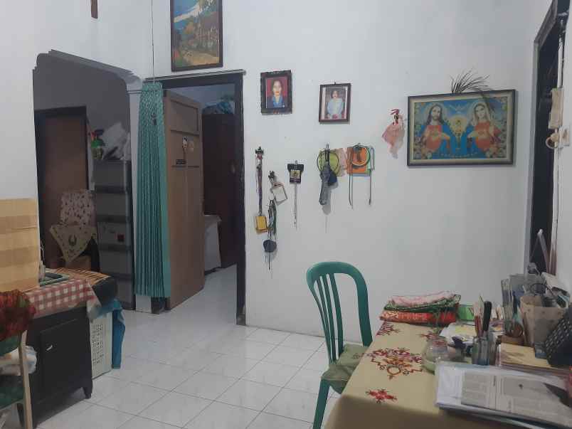 rumah di pusat kota jember dekat matahari mall