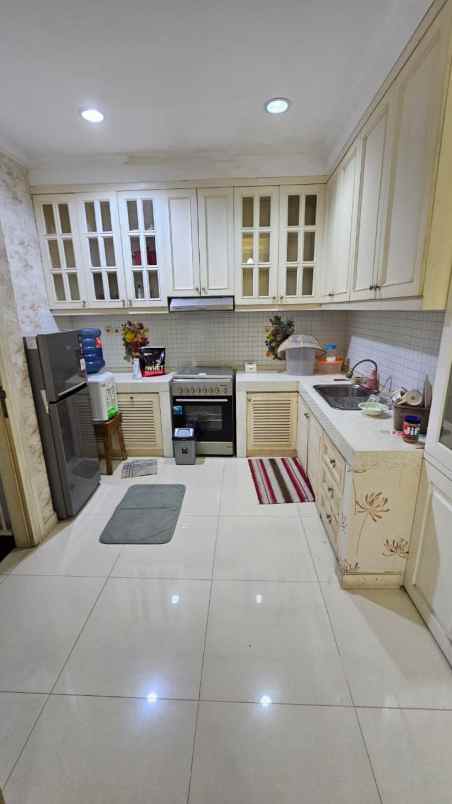 rumah dijual di gandaria utara