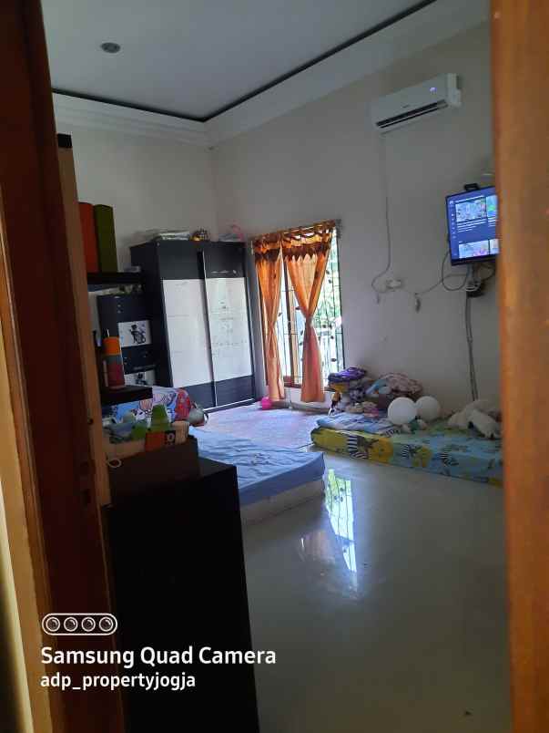 rumah drono utara jalan kapten