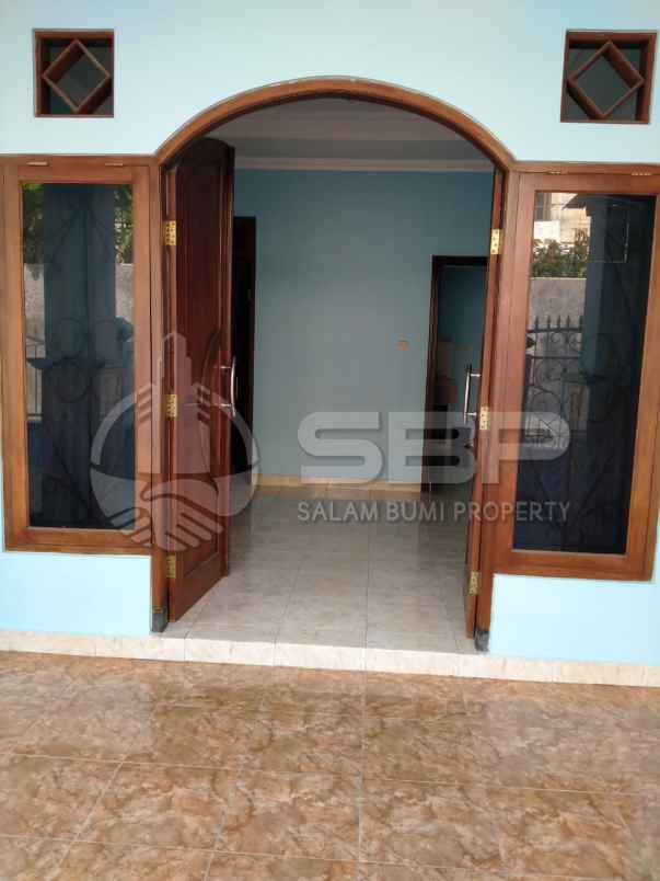 rumah fast respon wa 0813 9127