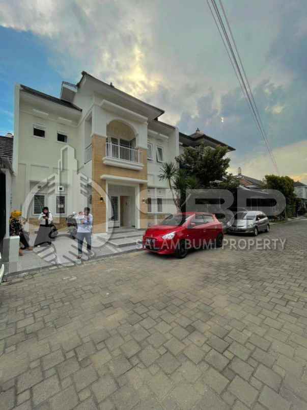 rumah fast respon wa 0813 9127