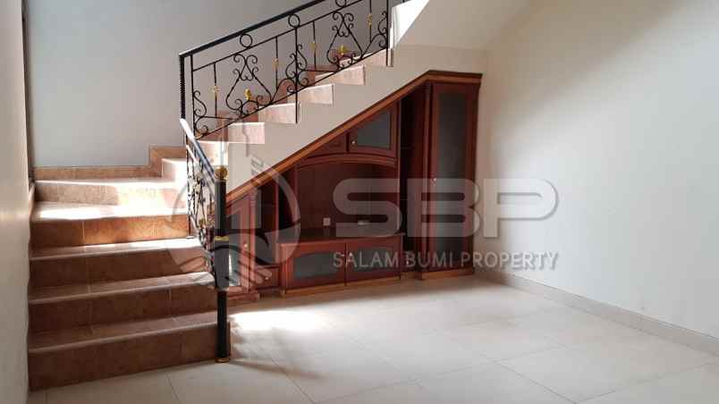 rumah fast respon wa 0813 9127