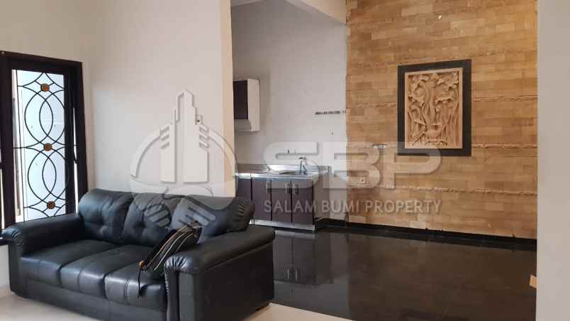 rumah fast respon wa 0813 9127