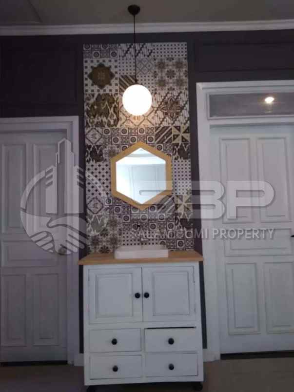 rumah fast respon wa 0813 9127