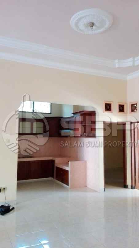 rumah fast respon wa 0813 9127