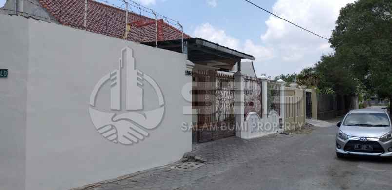 rumah fast respon wa 0813 9127