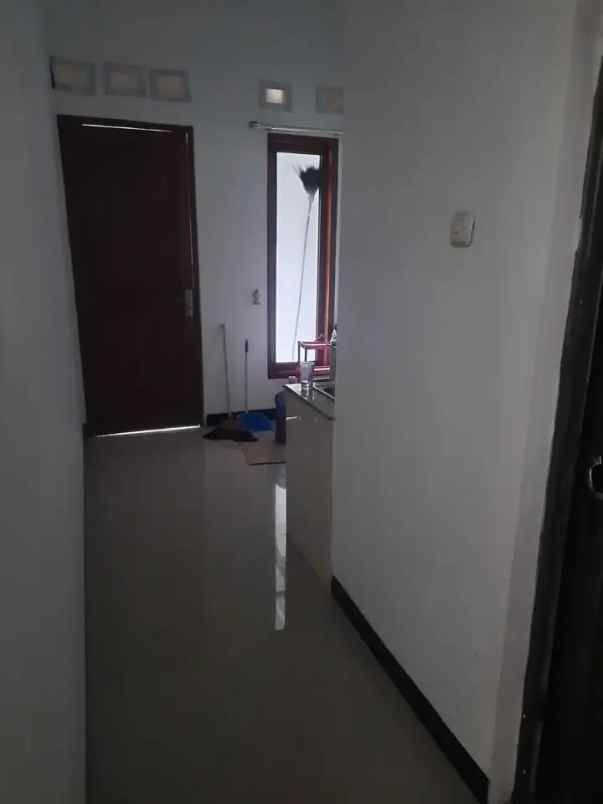 rumah hook 2 lantai di rejowinangun kota jogja