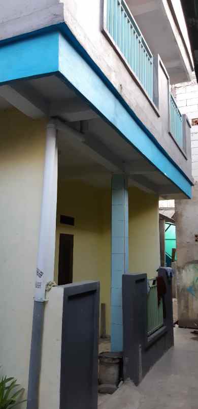 rumah jl gaga semanan rt 002