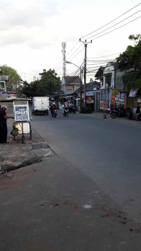 rumah jl ketapang rt 006 rw 03