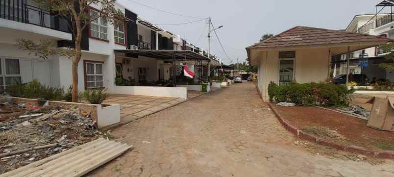 rumah jl mujahidin no 54 parigi