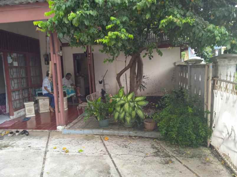 rumah jl sampan raya klp dua