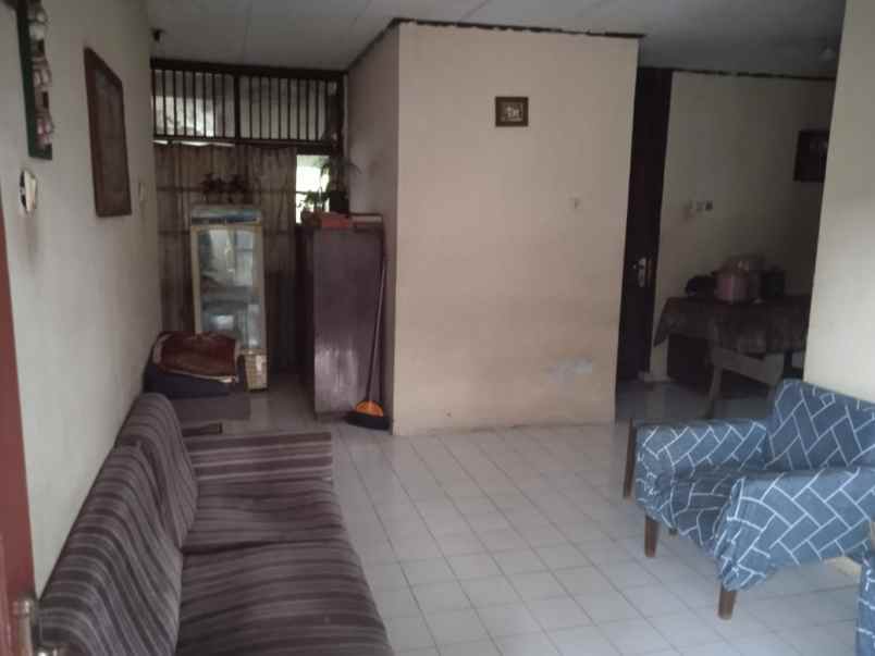 rumah jl sampan raya klp dua