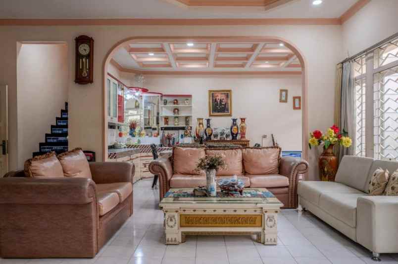rumah karah indah hook 2 lantai