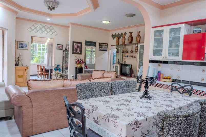 rumah karah indah hook 2 lantai