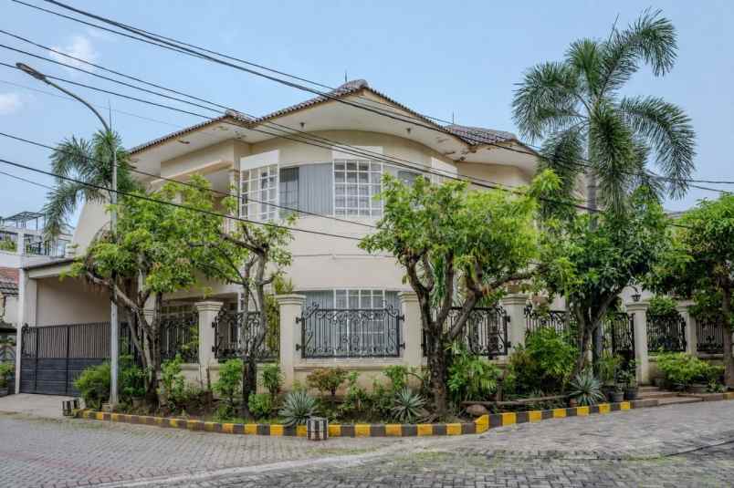 rumah karah indah hook 2 lantai