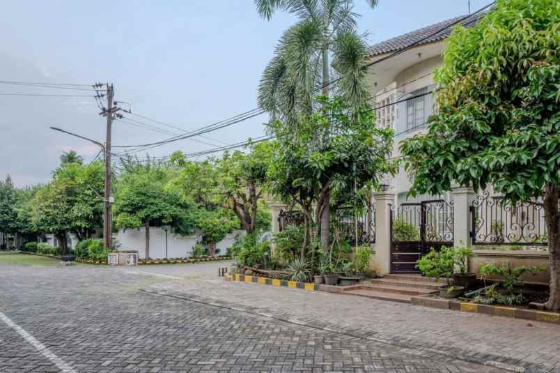 rumah karah indah hook 2 lantai