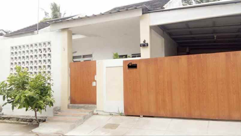 rumah komplek grand permata