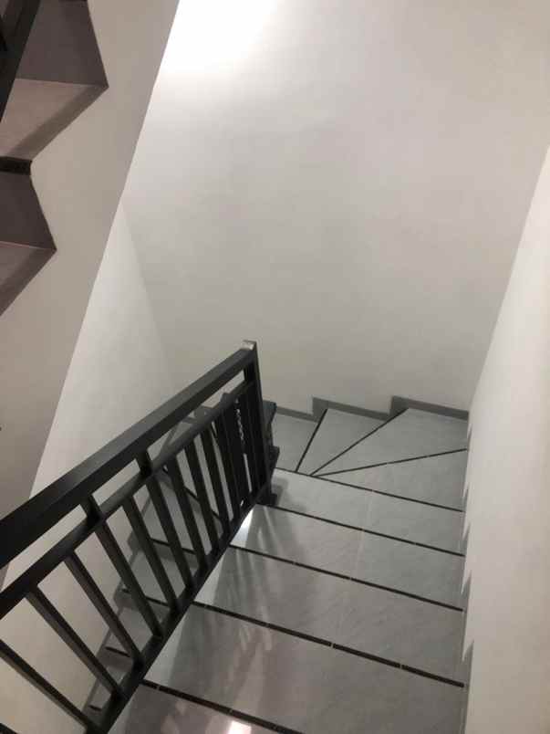 rumah kost aktif lokasi soekarno hatta malang