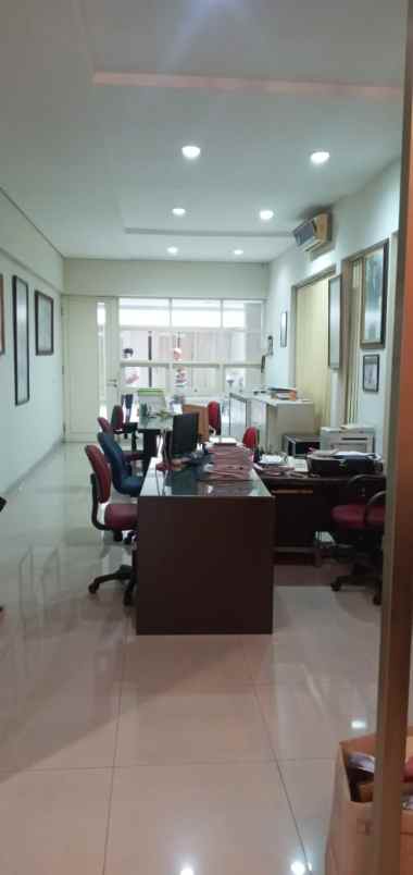 rumah lama jalan bengawan row jln bisa 4 mobil