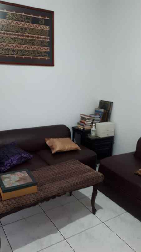 rumah lama strategis jl candrawulan turangga bandung