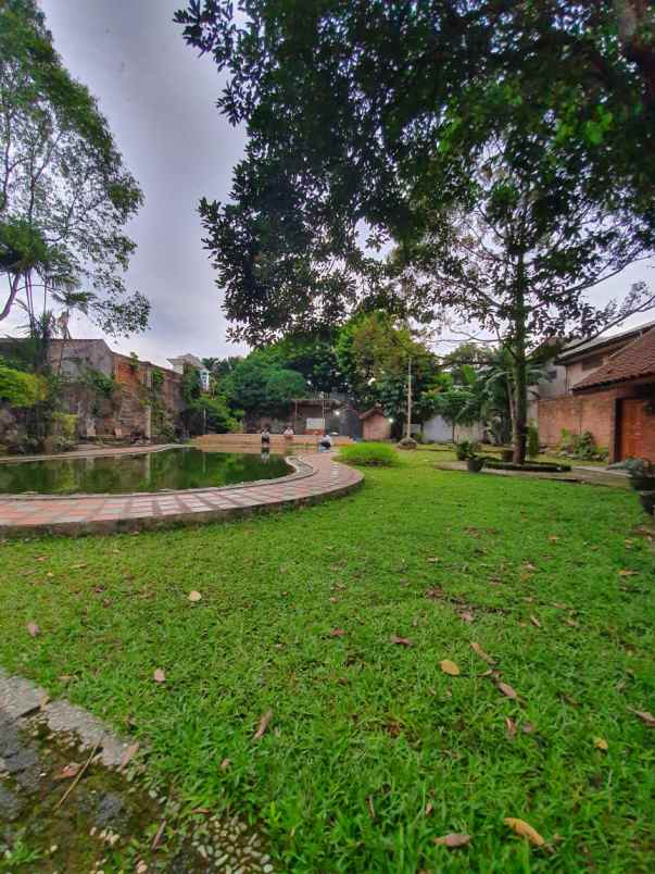 rumah lebak bulus